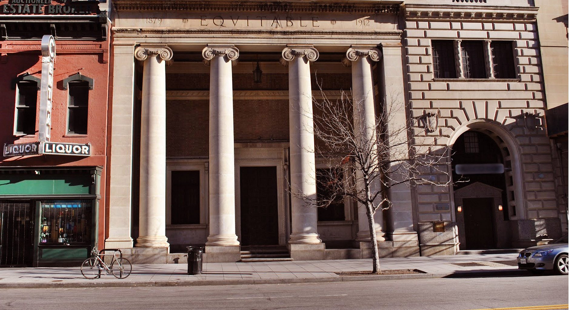 The BANK CLUB